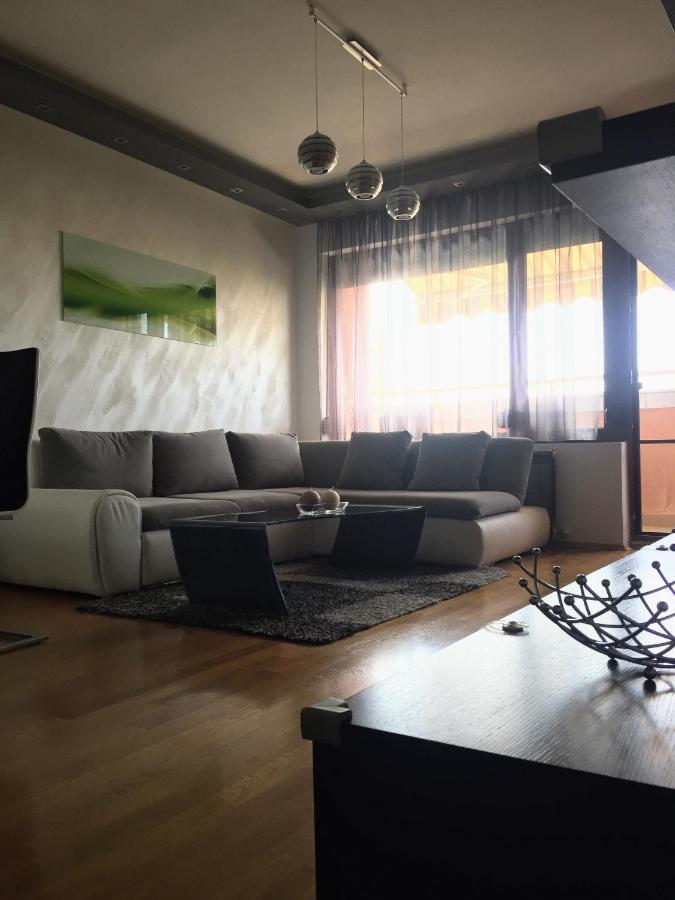 Luxury Panoramic Seaside Apartment Burgasz Kültér fotó